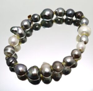 ブレスレット 白蝶真珠 買取 ｜白蝶×黒蝶 パールブレスレット 約24.8g