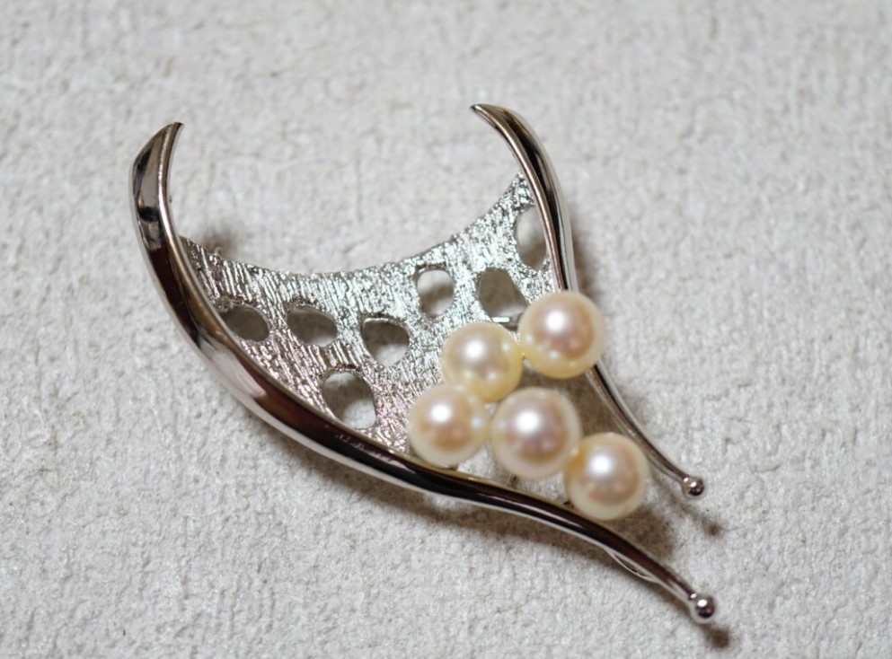 ブローチ アコヤ真珠 買取 ｜パールブローチ