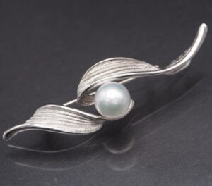 ブローチ 白蝶真珠 買取 ｜パールブローチ 8.7g