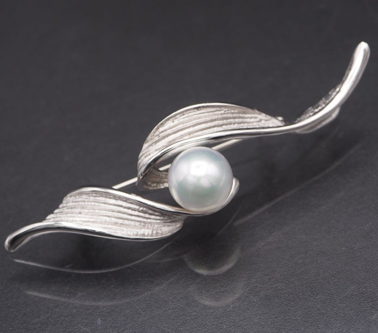 ブローチ 白蝶真珠 買取 ｜パールブローチ 8.7g