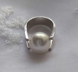 指輪 マジョリカパール 買取 ｜メレダイヤ パールリング