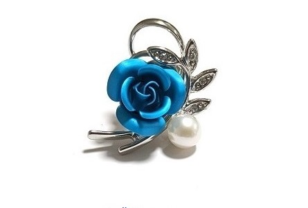 ブローチ 淡水パール 買取 ｜ブルーローズデザイン パールブローチ