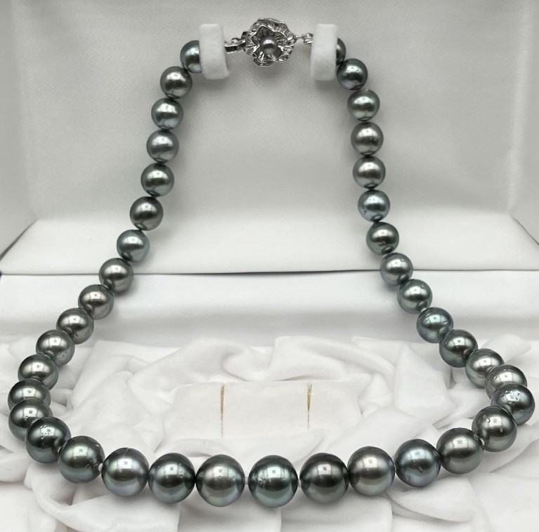 ネックレス 黒蝶真珠 買取 ｜オーロラピーコック パールネックレス