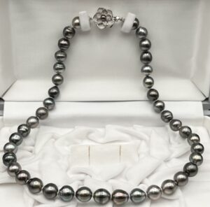 ネックレス 黒蝶真珠 買取 ｜オーロラピーコック パールネックレス