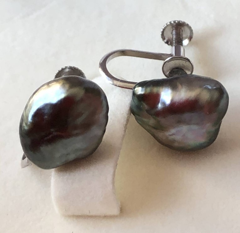 ピアス・イヤリング ケシ真珠 買取 ｜パールイヤリング