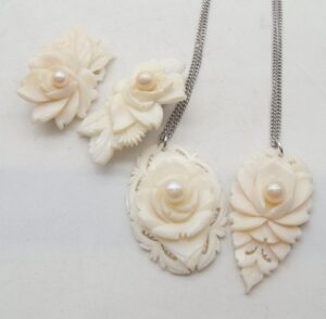 白珊瑚 価値 ｜珊瑚 ミキモト ネックレス・ブローチを買取しました。【真珠買取リパール】