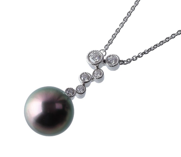 0.25カラット 大きさ ｜ダイヤモンド ミキモト ブラックパール ダイヤネックレスを買取しました。【真珠買取リパール】