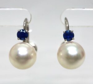 サファイア 相場 ｜サファイア[ミキモト アコヤ本真珠イヤリング]を買取しました。【真珠買取リパール】
