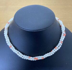 珊瑚 ネックレス 本物 見分け方 ｜珊瑚[ミキモト 3連パールネックレス]を買取しました。【真珠買取リパール】