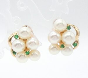 エメラルド 色 ｜エメラルド[パールイヤリング]を買取しました。【真珠買取リパール】