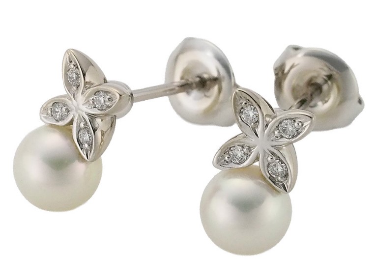 ダイヤ 買取 ｜ダイヤモンド[フラワーデザイン パールピアス]を買取しました。【真珠買取リパール】