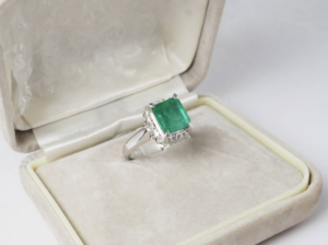 エメラルド 1カラット 値段 ｜エメラルド[ダイヤモンドリング]を買取しました。【真珠買取リパール】