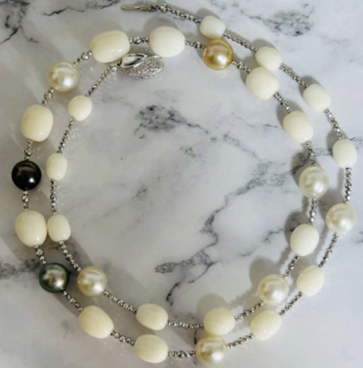 白珊瑚 買取 ｜珊瑚[南洋白蝶+蝶蝶真珠 ネックレス]を買取しました。【真珠買取リパール】