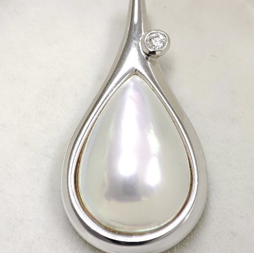 マベパール 価値 ｜マベパール[タサキ ペンダントトップ]を買取しました。【真珠買取リパール】